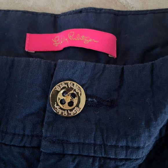 Lilly Pulitzer 4.5 “ inseam navy shorts - Picture 3 of 4